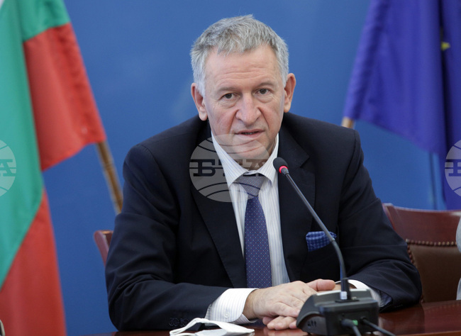 Стойчо Кацаров - лекар и политик