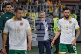 Румъния - футбол - национални отбори - приятелска среща - Илиан Илиев