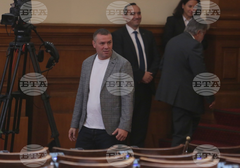 Парламент - заседание - Христо Петров