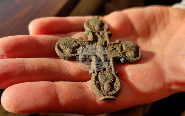 Варна - археология - крепост "Кастрици" - кръст