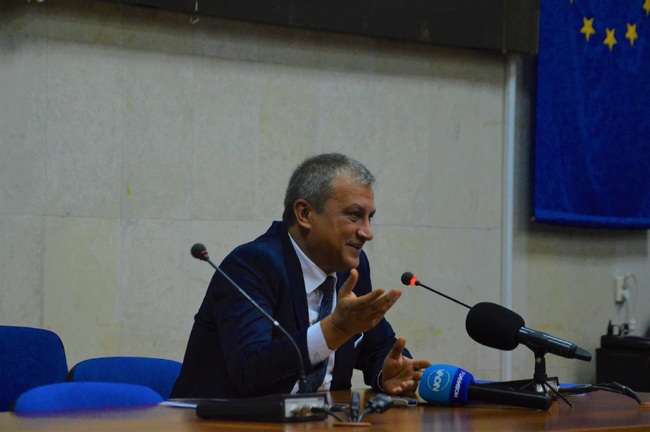 Кметът Илко Стоянов: ФК „Пирин“ заслужава достойно отбелязване на вековния си юбилей и то няма как да бъде в рамките на ден. Поставихме началото, продължаваме с инициативите, а финалът на честванията ще бъде през 2023 г.