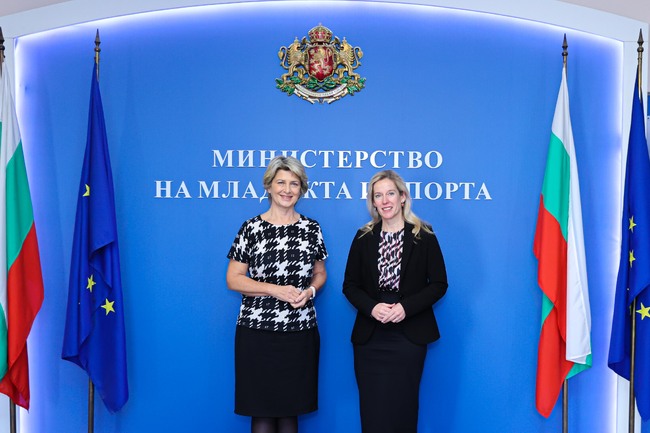Министър Весела Лечева проведе среща с представителя на УНИЦЕФ за България Кристина де Бройн