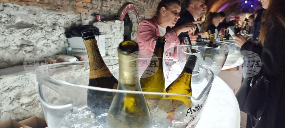 Винен тур - БАВП - Urban Wine Fest - ReBonkers - Варна - Международен ден на мавруда - винен фест