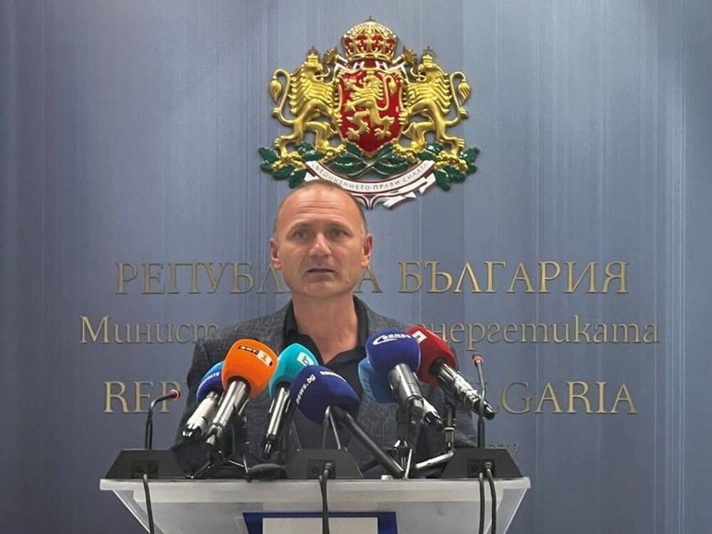 Министър Христов: Регулираният пазар на електроенергия да продължи максимално дълго