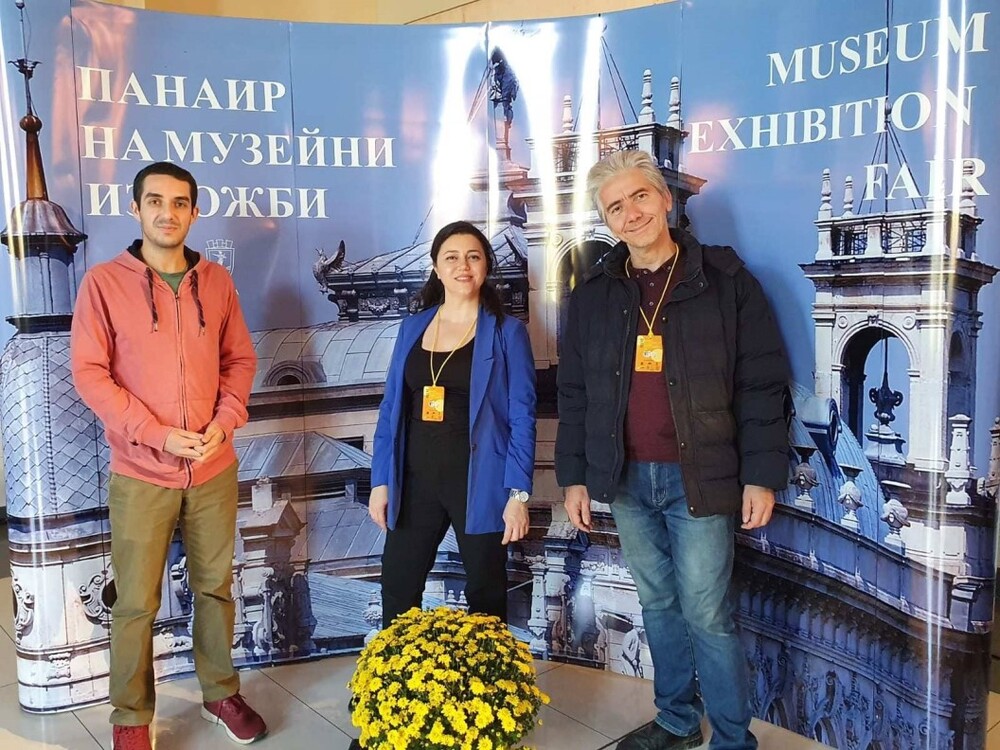 Разградският музей представи изложбата часовници и календари на Панаира на музейните изложби в Русе