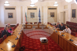 Народно събрание - контактна група - Български възход