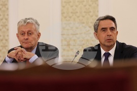 Народно събрание - контактна група - Български възход