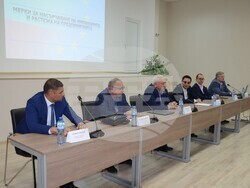 Министър Александър Пулев с мобилна приемна във Видин