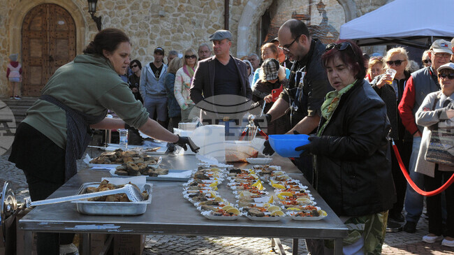 Несебър - фестивал „Есенни пасажи"