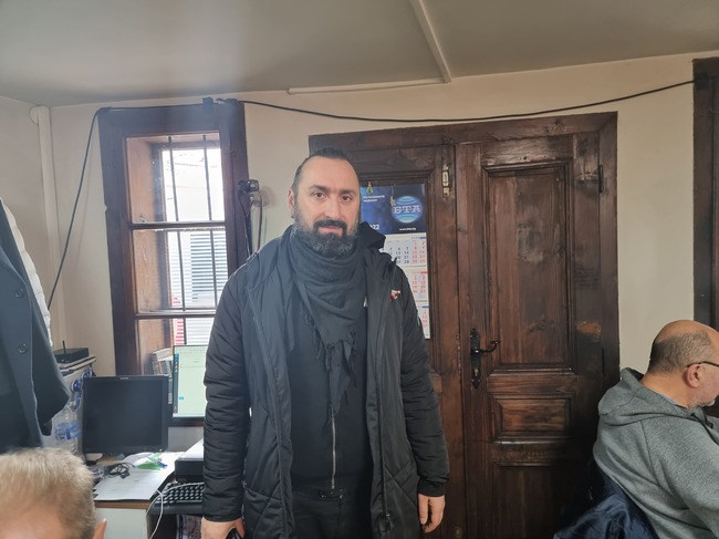 Послание за мир с рисунка на гълъб върху един декар ще отправят на националния празник деца от Кюстендил