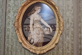 Ловеч -  изложба на гоблени