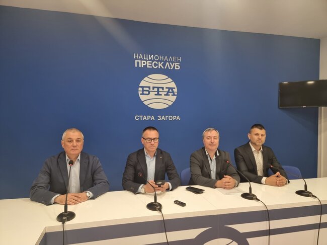 Пресконференция на водачът на листата за ЕП на ВМРО-Ангел Джамбазки в Стара Загора