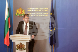 Министерски съвет - Влатко Глигоров - брифинг