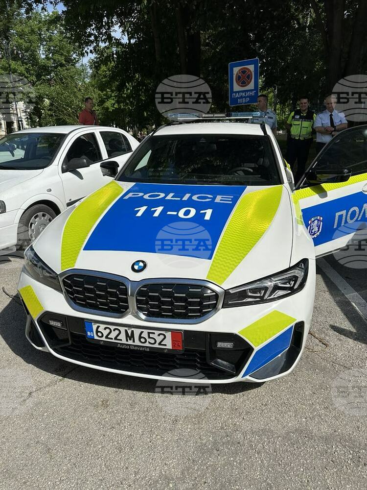 Областната дирекция на МВР в Ловеч получи нов автомобил за нуждите на пътната полиция