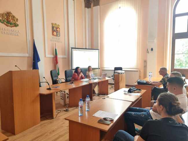 Модернизиране на спортната, образователна и туристическа инфраструктура в Югозападния регион бяха обсъдени в общината в Кюстендил