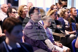 БТА - зала „МаксиМ“ - Максим Минчев - книга - награди