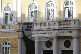 Антон Дончев - поклонение