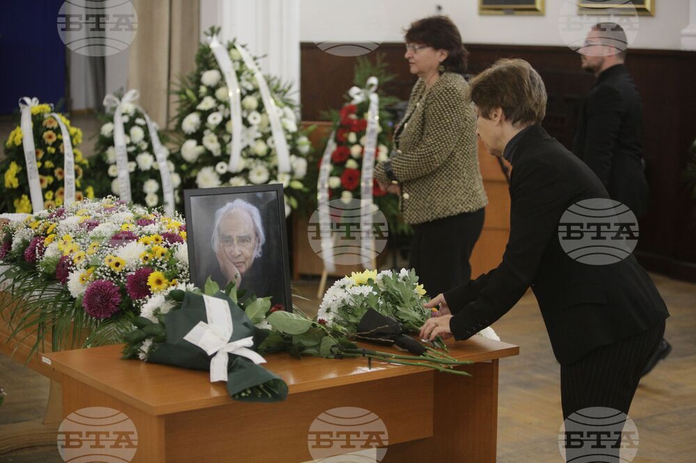 Антон Дончев - поклонение