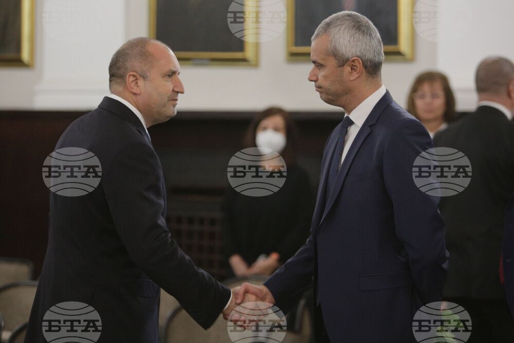 Антон Дончев - поклонение