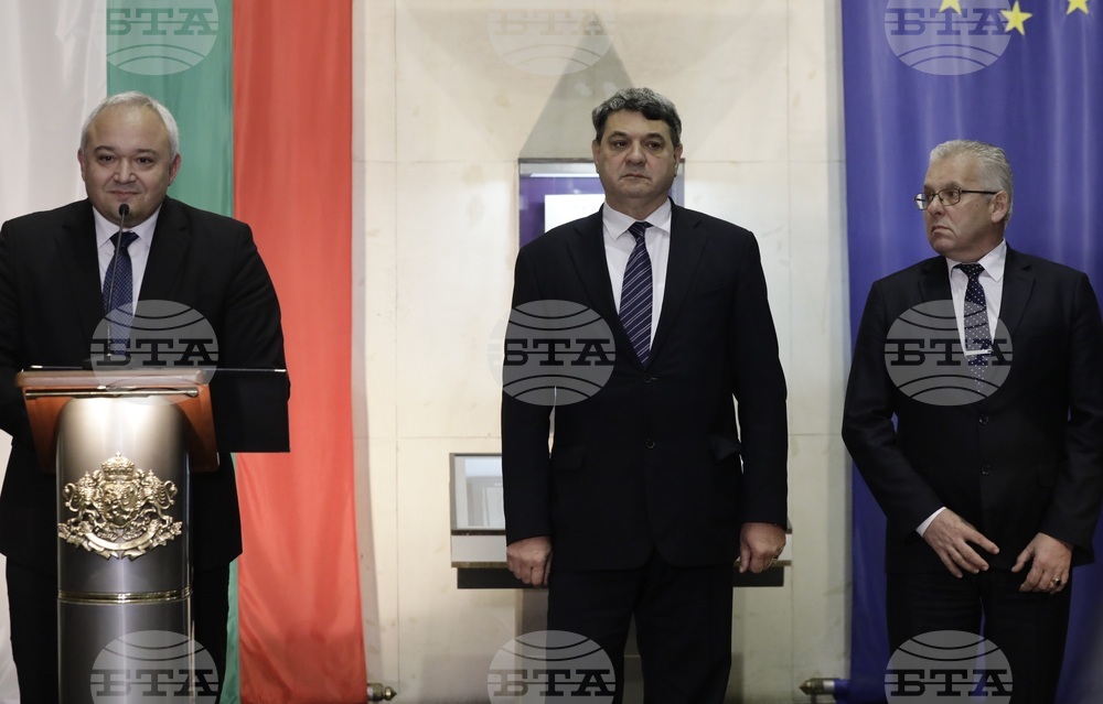 МВР - брифинг