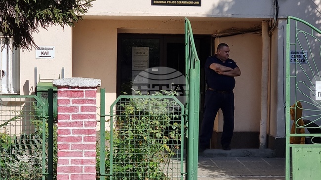 Двама непълнолетни са задържани в Лом за побой над друго момче след публикувано видео във Фейсбук