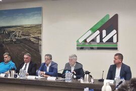 Стара Загора - „Мини Марица-изток 2" - министър - кредитна линия