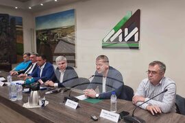 Стара Загора - „Мини Марица-изток 2" - министър - кредитна линия