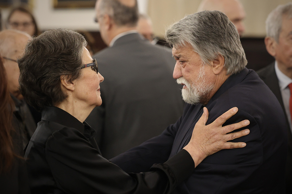 Председателят на Народното събрание Вежди Рашидов и народни представители отдадоха последна почит на големия български писател академик Антон Дончев