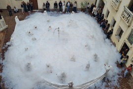 Италия -  биенале - пърформанс на Михаил Михайлов