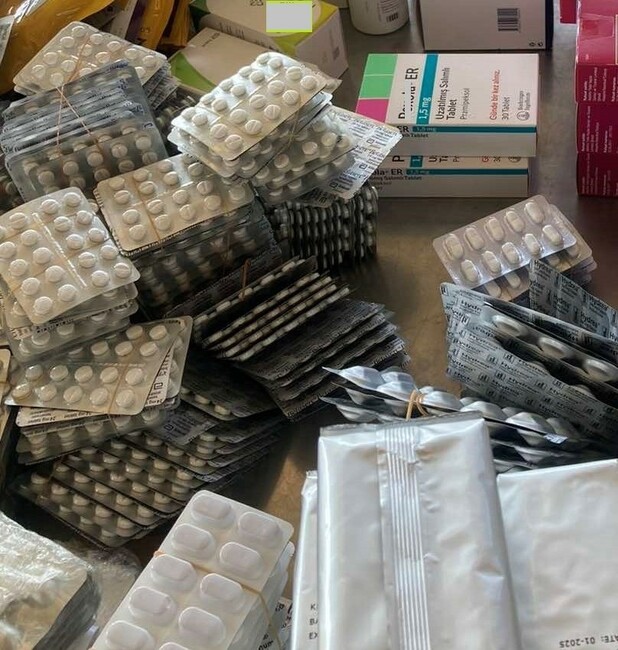 Голямо количество контрабандни медикаменти задържаха митническите служители на МП Капитан Андреево