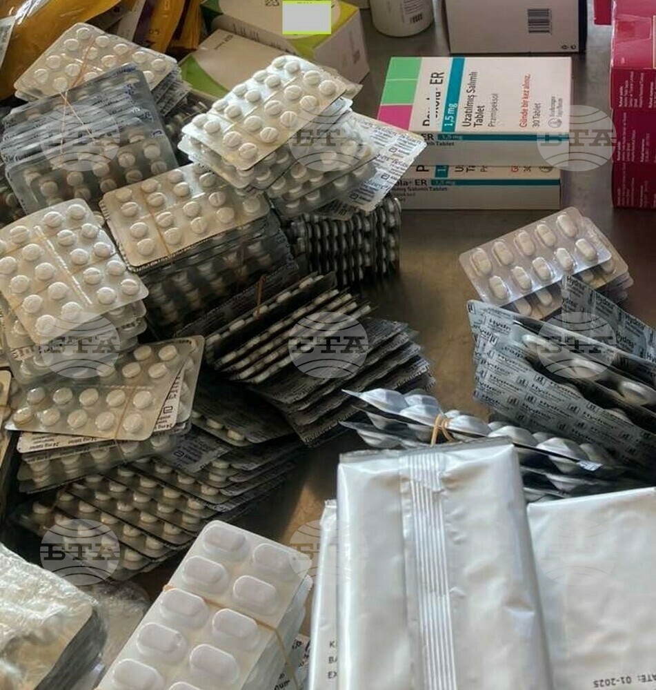 Митничари на "Капитан Андреево" задържаха контрабандни лекарства от Турция