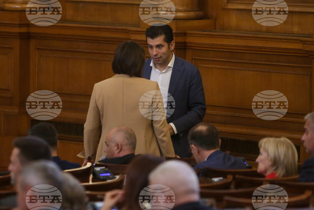 Парламент - извънредно заседание