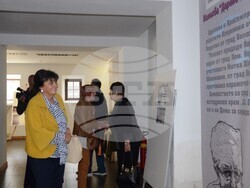 Видин - изложба „Дарено от Аделина и Красимира Свещарови“ в музей „Кръстата казарма“ 