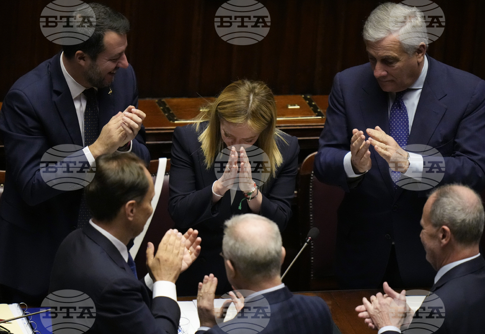 Водещи италиански депутати и министри оповестиха доходите си за настоящата година