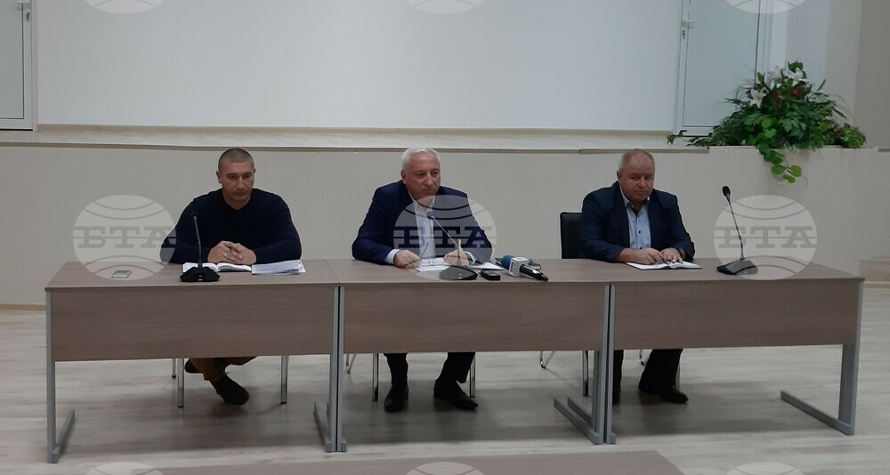 Областният управител на Видин Огнян Асенов: Призовавам за по-голяма ангажираност към дейностите по зимно поддържане, за да посрещнем спокойно предстоящия зимен сезон
