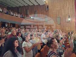 Снимка: Драматичен театър „Борис Луканов“ – Ловеч