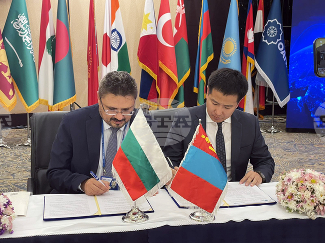 Иран - БТА - МОНЦАМЕ - договор - подписване