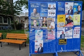 Румъния - избори - плакати - местните избори - избори за Европейски парламент