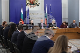 Вертикален газов коридор - договор - подписване