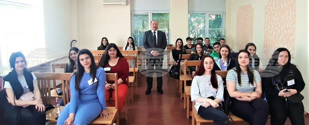 Започна прием на ученици в специалност "Съдебна администрация" в икономическата гимназия в Силистра