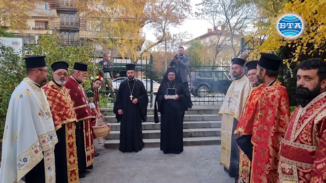 С посрещането на частица от мощите на Св.Димитър беше поставено началото на празника Димитровден