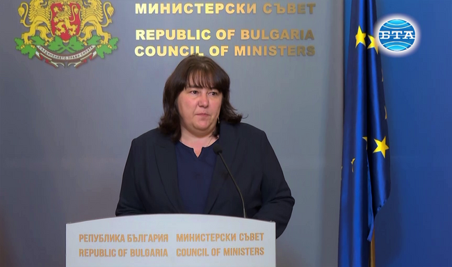 Спираме възможностите за превъзлагане на обществени поръчки, заяви Росица Велкова