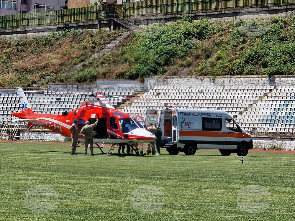 Жена с черепно-мозъчна травма е транспортирана с медицински хеликоптер до столична болница 