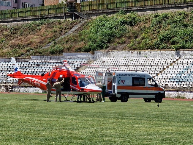 Жена с черепно-мозъчна травма е транспортирана с медицински хеликоптер до столична болница 