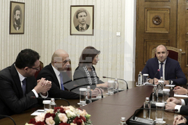 Румен Радев - ГЕРБ-СДС - консултации