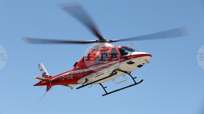Тестваха във въздуха петата въздушна линейка за спешна медицинска помощ