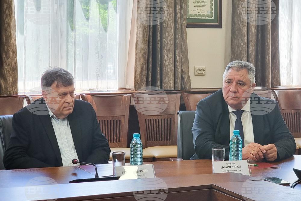 Варна - Съвет на ректорите - пресконференция