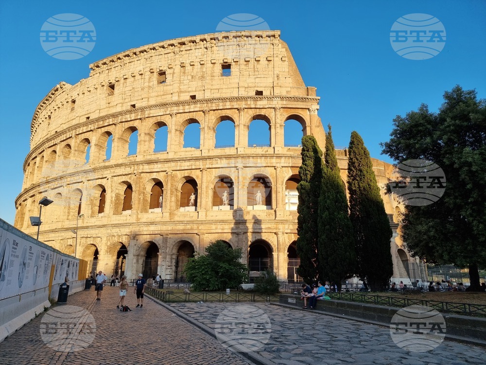 Румъния и Италия са силни съюзници, заяви румънският външен министър по време на посещение в Рим