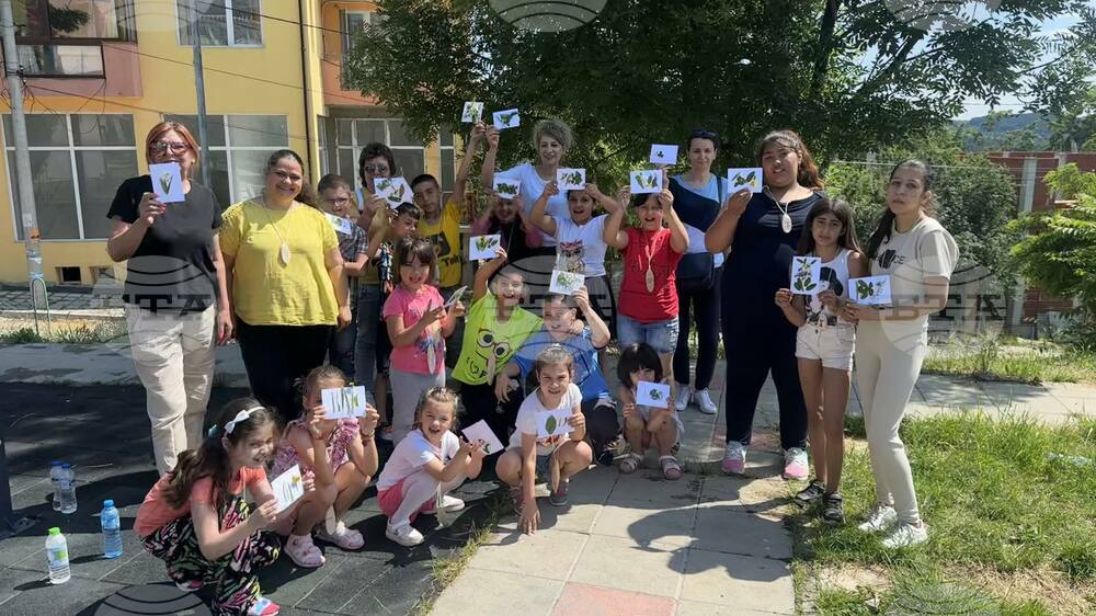 С животните и растенията в гората се запознаха деца от Омуртаг и Търговище чрез инициативата „Горска класна стая“