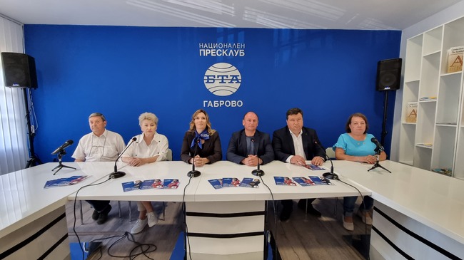 Водачът на листата с кандидати за Европейския парламент (ЕП) на коалиция "Синя България" Цвета Кирилова представи приоритетите на коалицията